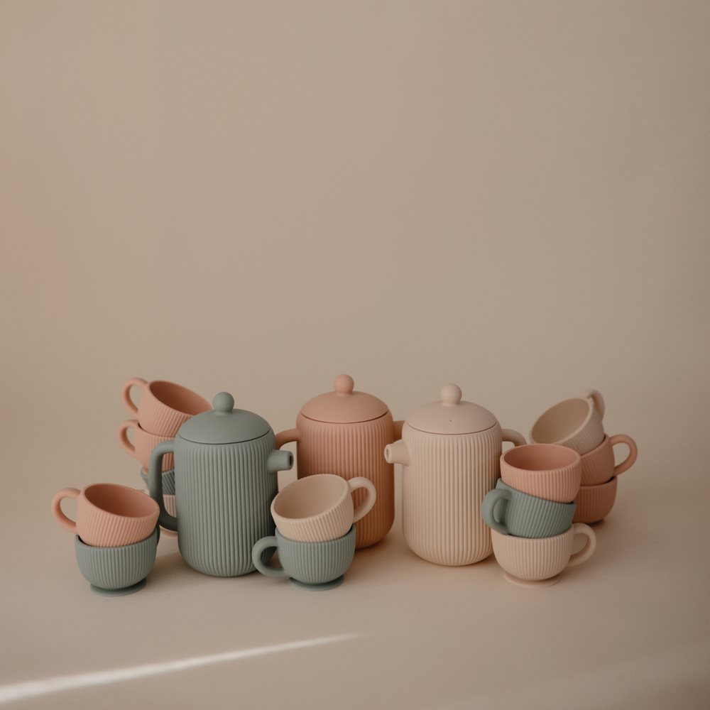 Mushie silikoonist mängukomplekt Teeserviis