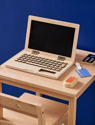 Kids Concept puidust arvutimängukomplekt